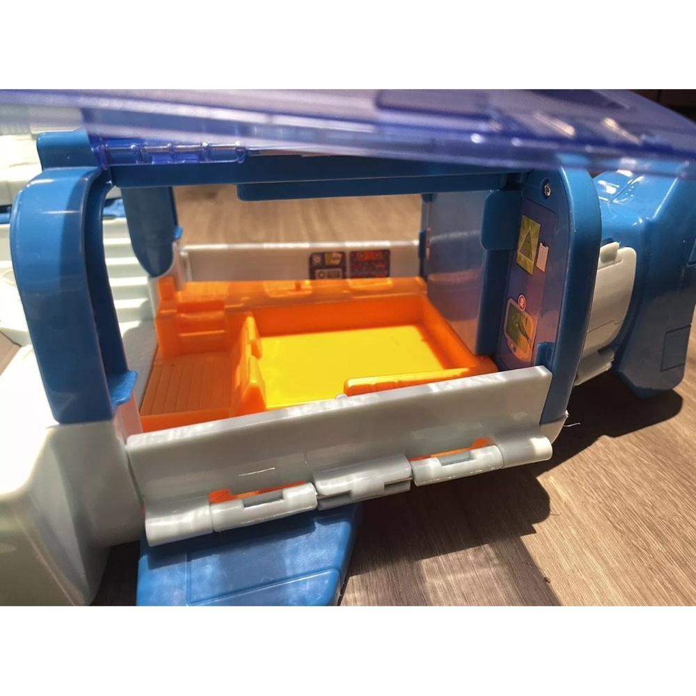 OCTONAUTS Gup W Rescue Reef Playset Working Lights & Rescue Tank Year 2018 - Picture 10 of 15